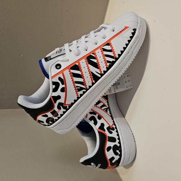 Adidas Superstar OT Tech- Animal Print, Size 8. - Picture 3 of 7